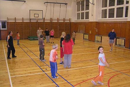 mlad� hasi�i v t�locvi�n�